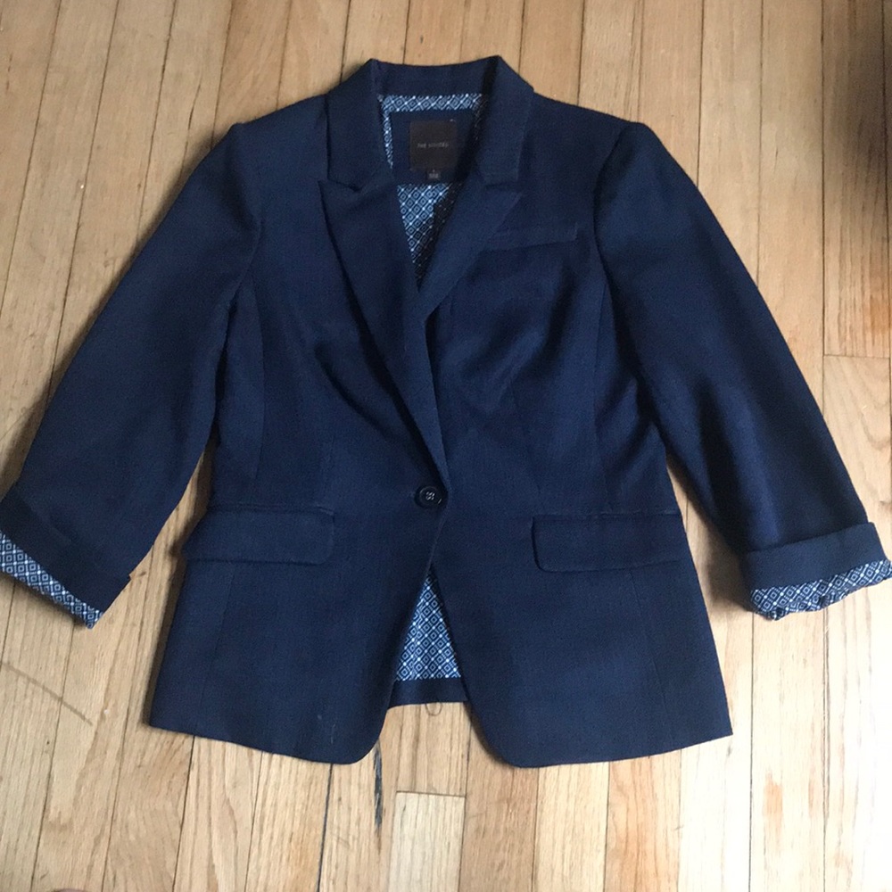 Navy woman’s formal blazer